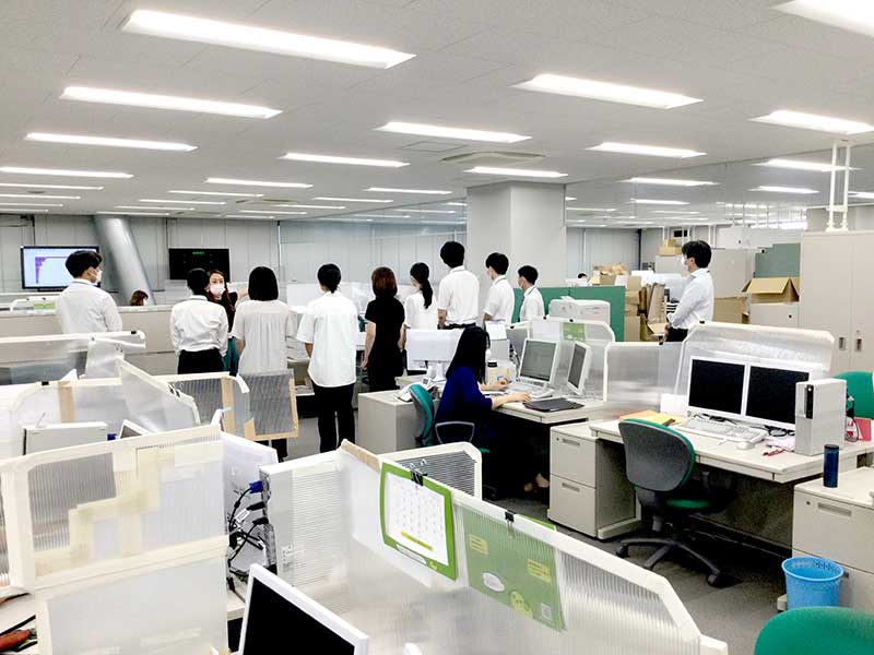 4F：システム開発部
