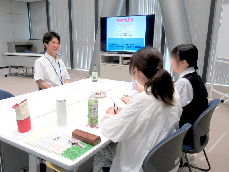 先輩社員との交流